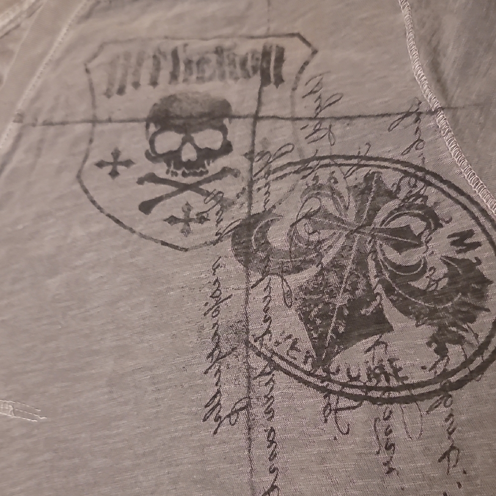 Limited Edition Affliction XL Henley Shirt Gray Skull Graphic SS Three ButtonTee